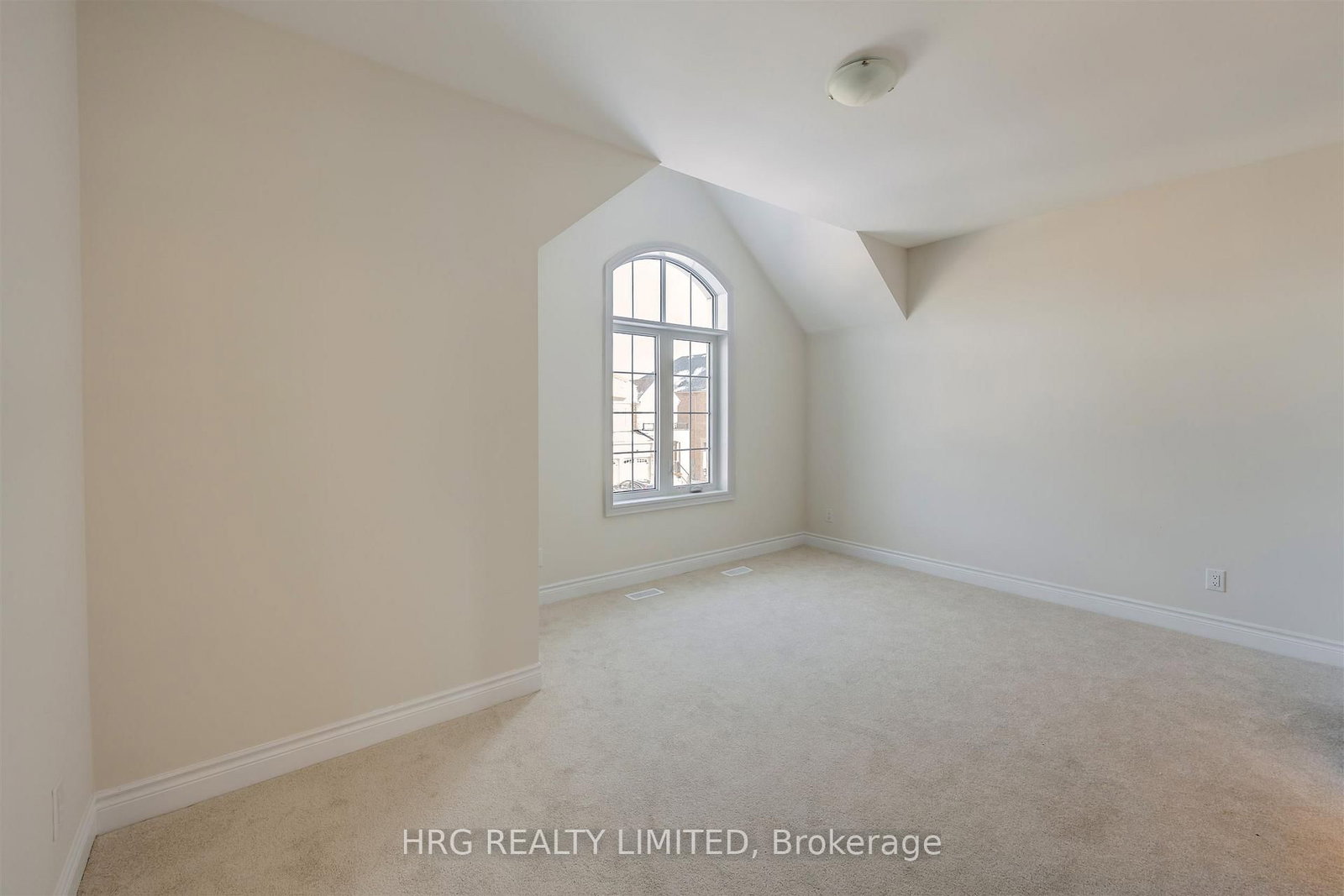 Detached House for sale at 13 Brabin Circle, Whitby, Ontario, L1P 0C1 - Rural Whitby - MLS: E12805934