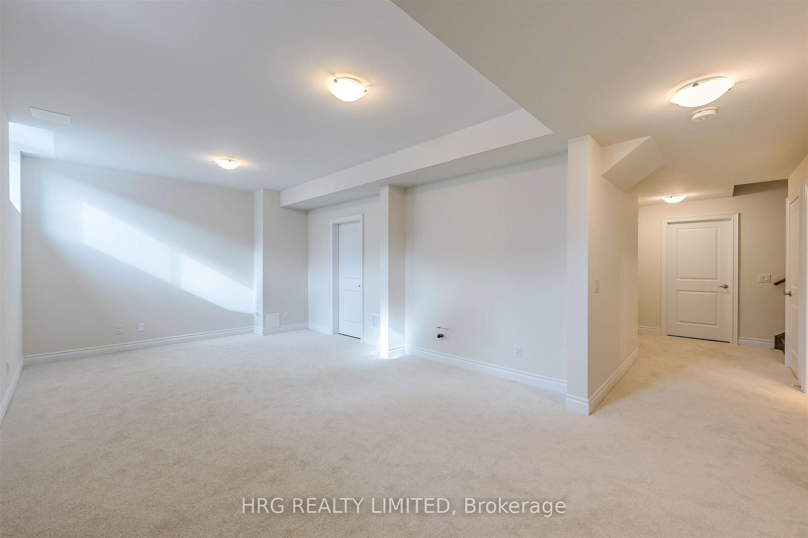 Detached House for sale at 13 Brabin Circle, Whitby, Ontario, L1P 0C1 - Rural Whitby - MLS: E12805934