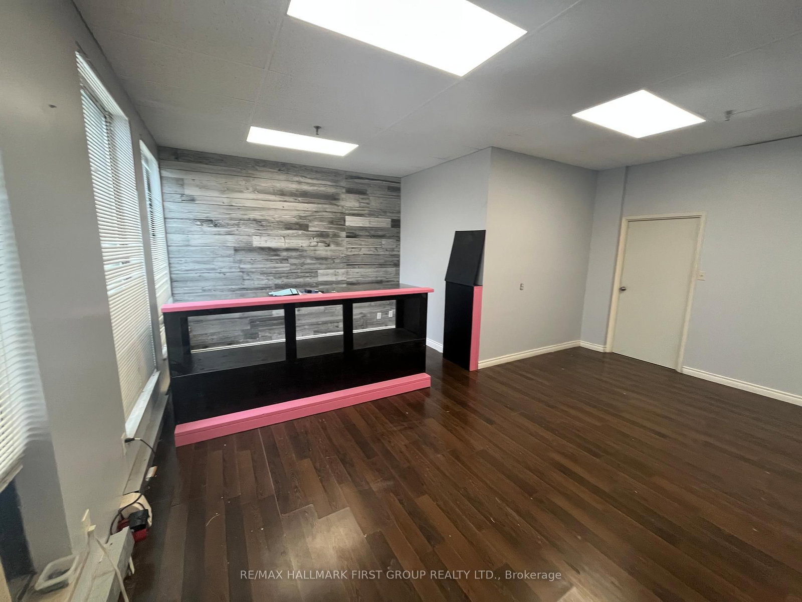 1080 Brock Road, Unit 1 - Photo 3