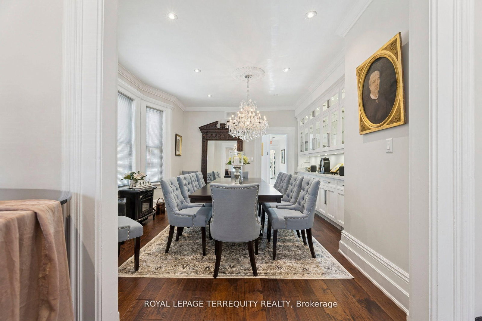 567 Kingston Road W - Photo 11