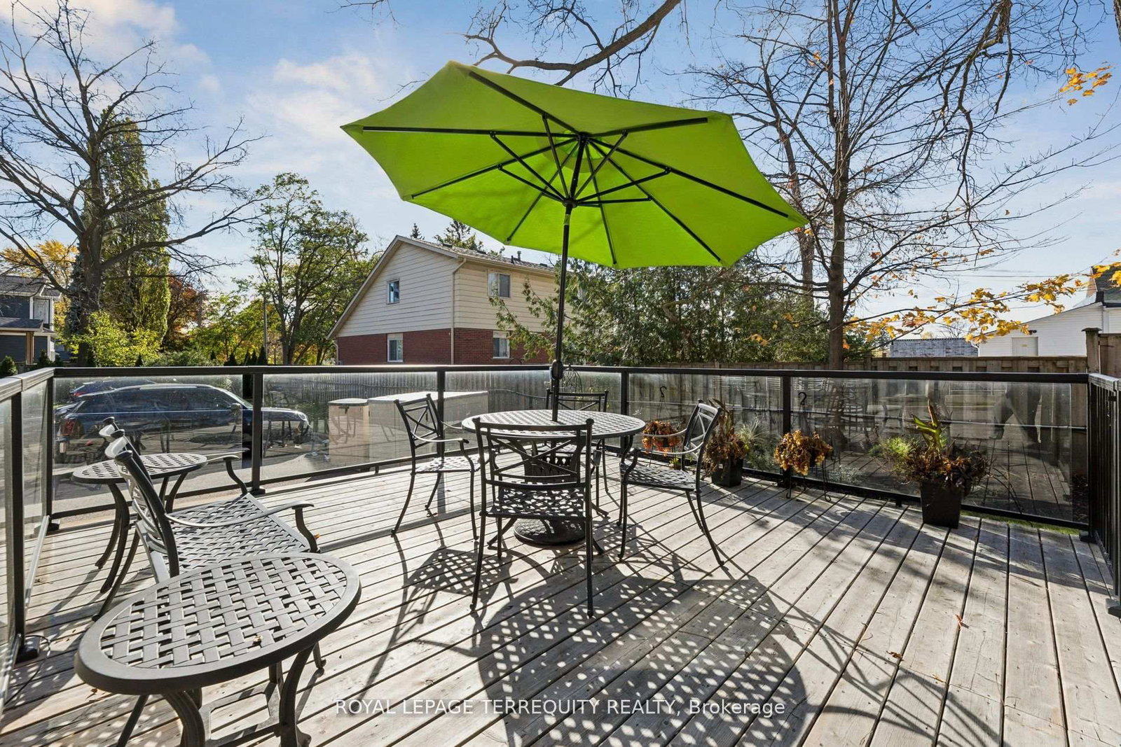 567 Kingston Road W - Photo 40