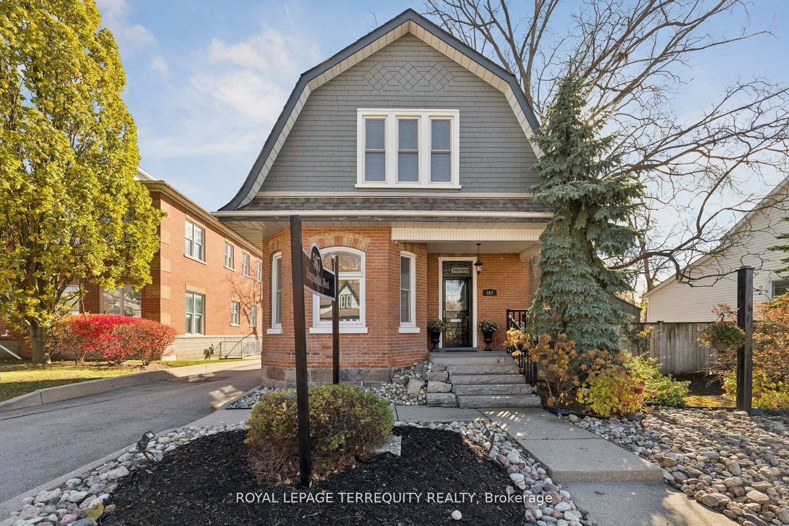 567 Kingston Road W - Photo 48