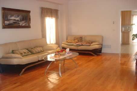 26 Aylesworth Ave, Toronto, M1N2J5 | Image 2