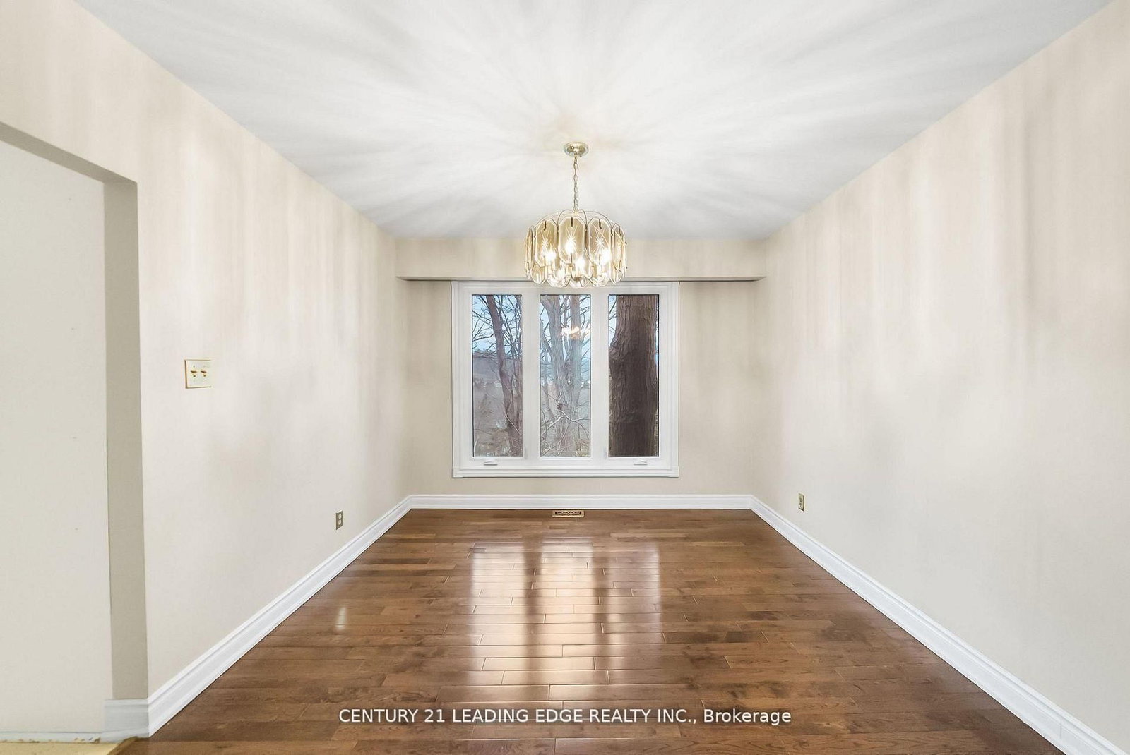 Detached House for lease at 541 Rouge Hills Drive, Toronto, Ontario, M1C 2Z9 - Rouge E10 - MLS: E12808760