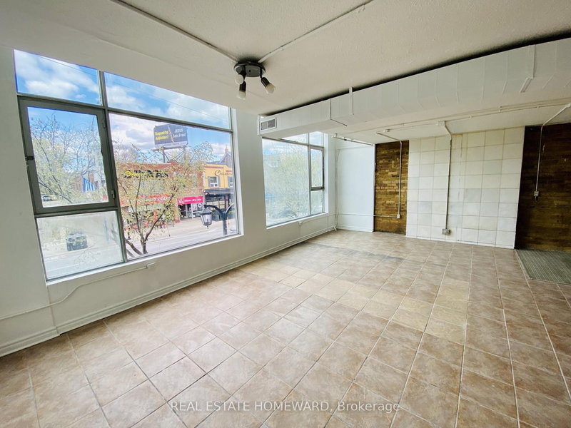 493A Danforth Ave, Toronto, M4K 1P5 | Image 2