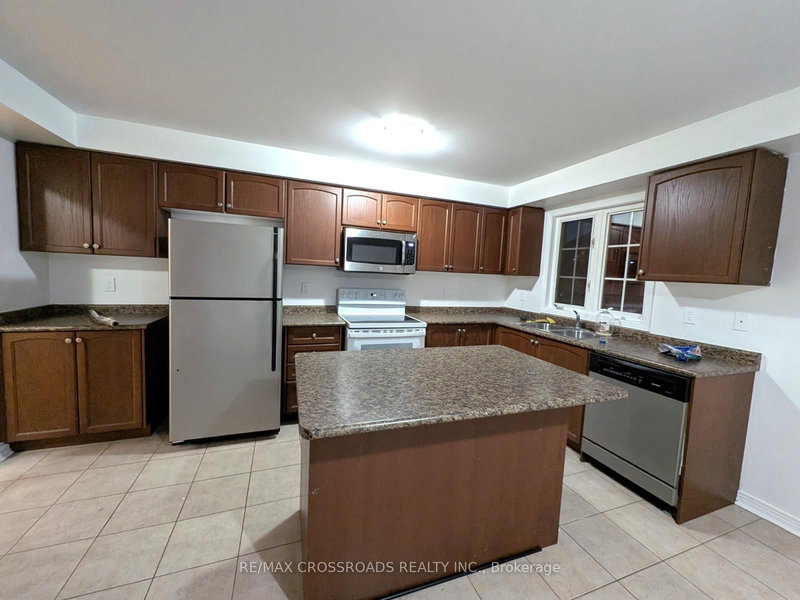 21 Wilkes Cres, Toronto, M1L 0B3 | Image 3