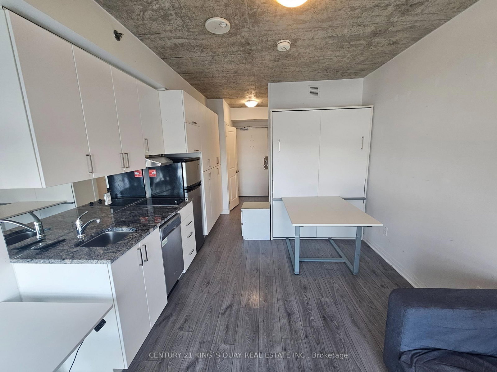 1900 Simcoe Street N, Unit 523 - Photo 10