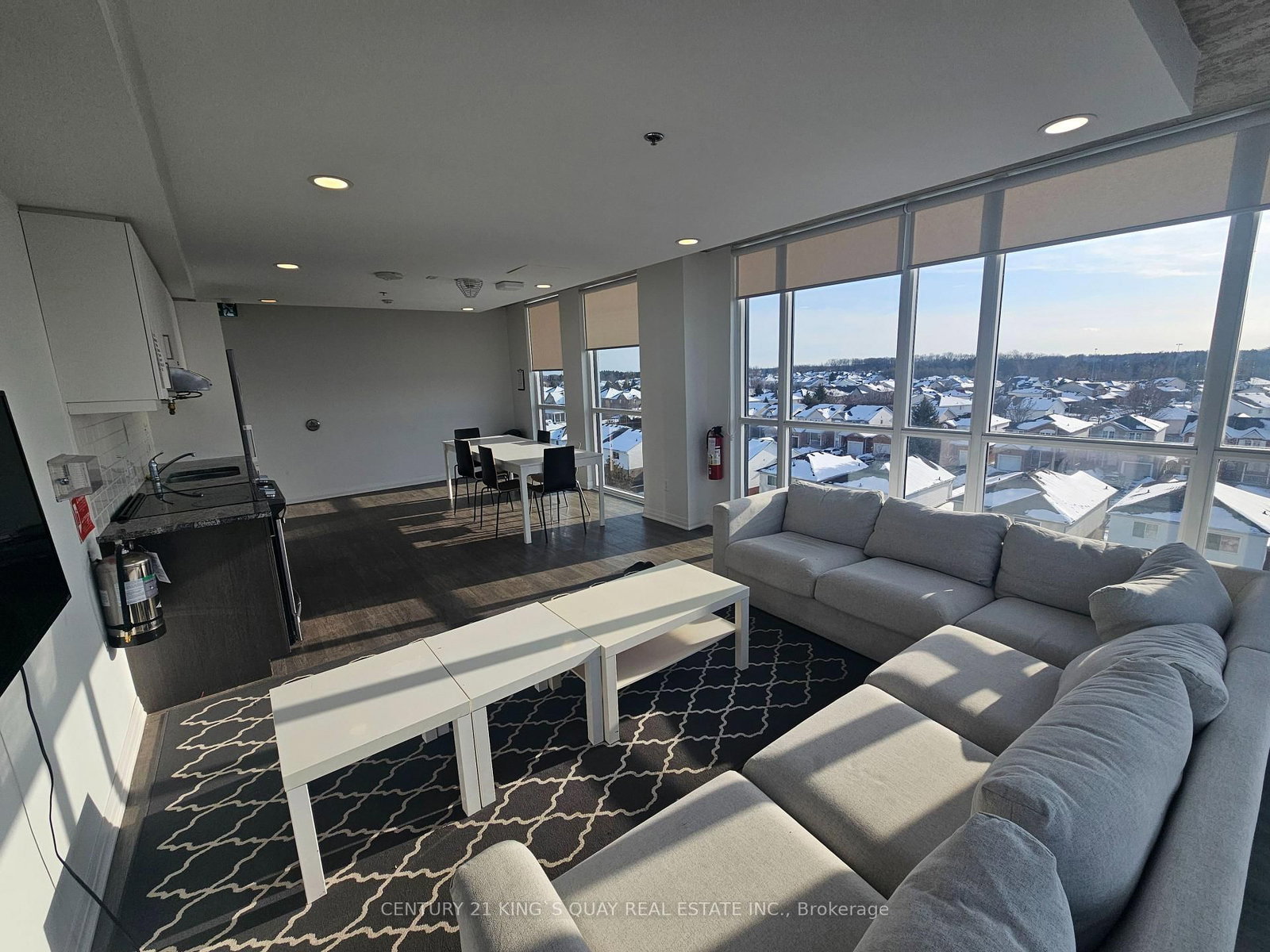 1900 Simcoe Street N, Unit 523 - Photo 24