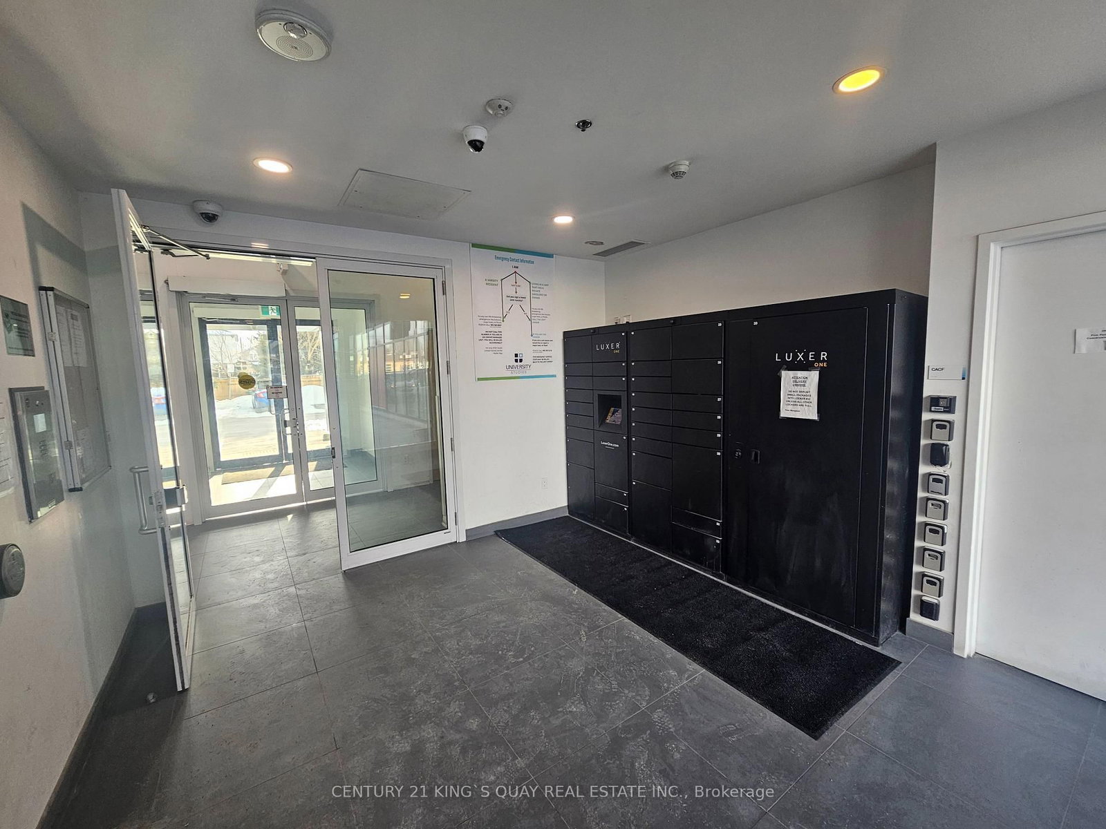 1900 Simcoe Street N, Unit 523 - Photo 31