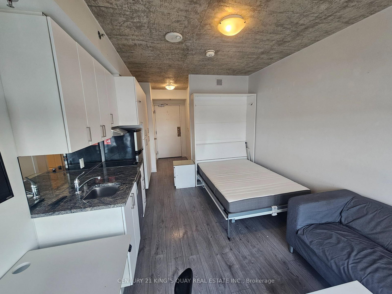 1900 Simcoe Street N, Unit 523 - Photo 8