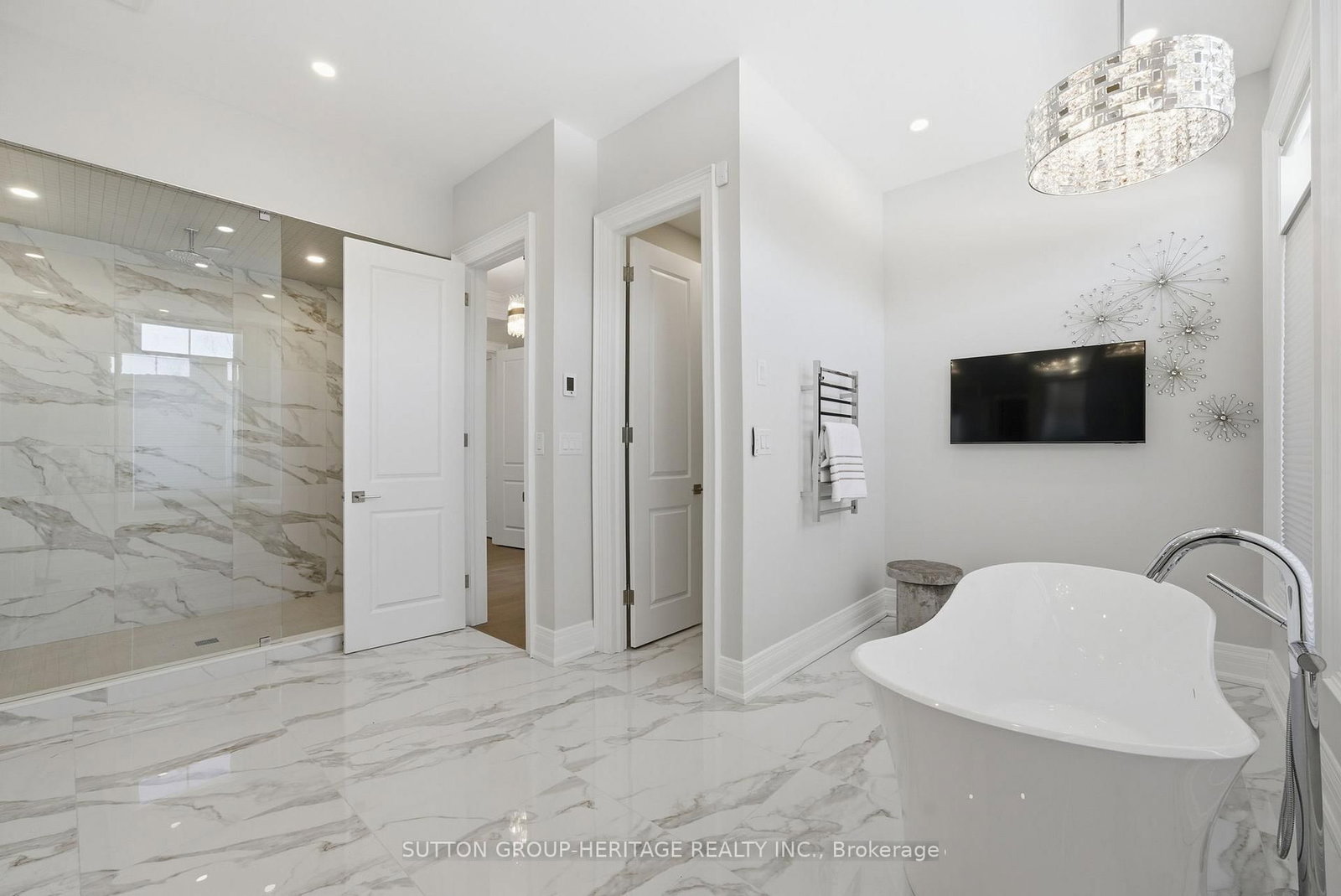 18 Dexshire Drive - Photo 32