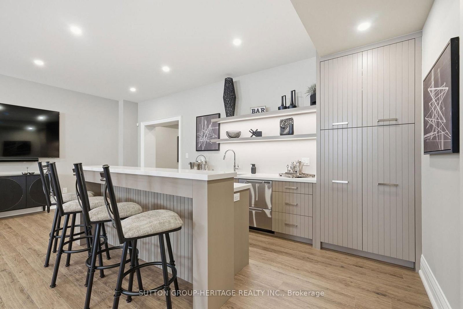 18 Dexshire Drive - Photo 40