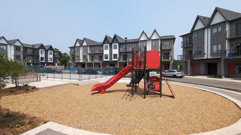 812 - 2635 William Jackson Dr, Pickering, L1X 0L4 | Image 2