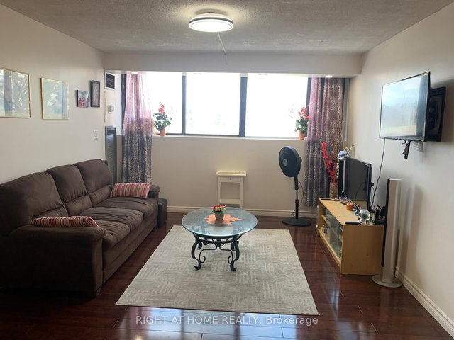 409 - 10 Tapscott Road