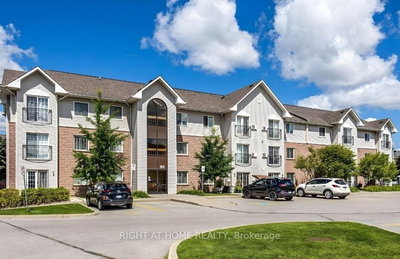 305 - 91 Aspen Springs Dr | Clarington | Image