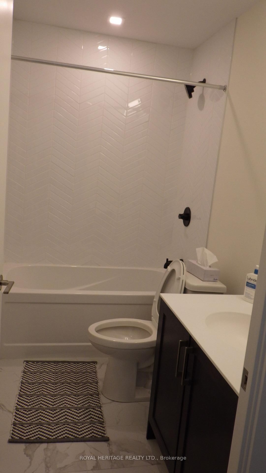 Condo for sale at 602-201 Brock Street, Whitby, Ontario, L1N 0P8 - Downtown Whitby - MLS: E12815010