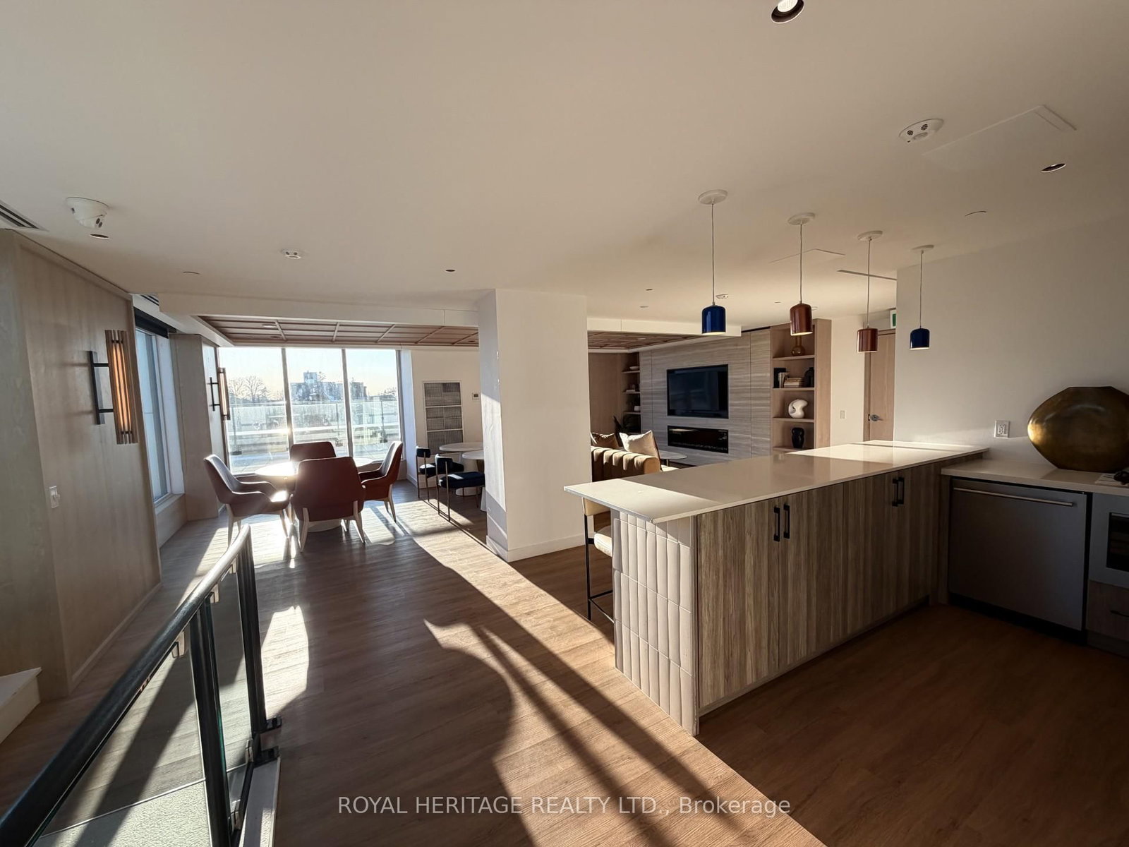 Condo for sale at 602-201 Brock Street, Whitby, Ontario, L1N 0P8 - Downtown Whitby - MLS: E12815010