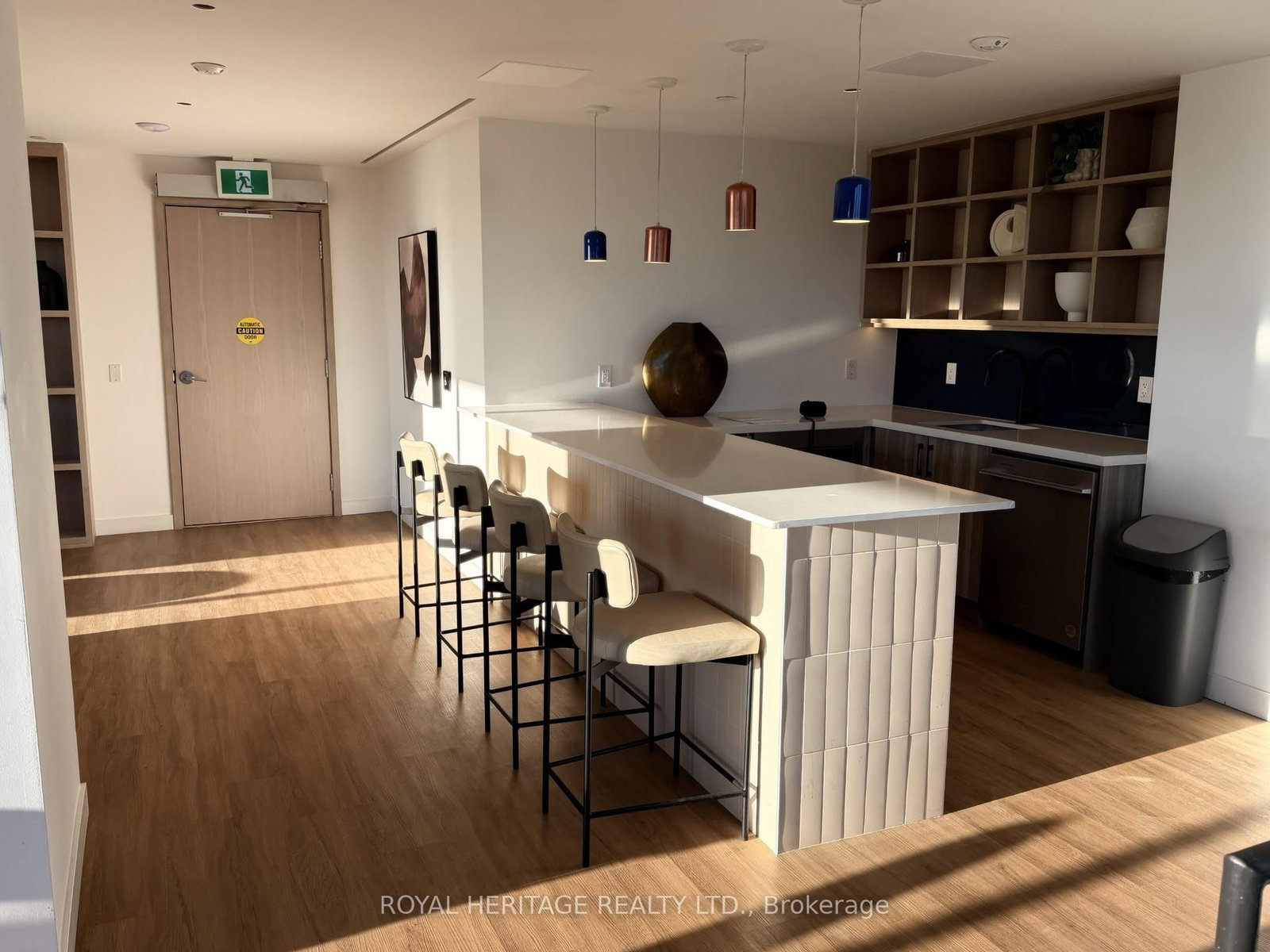 Condo for sale at 602-201 Brock Street, Whitby, Ontario, L1N 0P8 - Downtown Whitby - MLS: E12815010