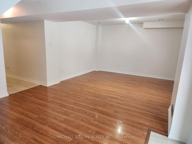 46 Lloydminster Avenue