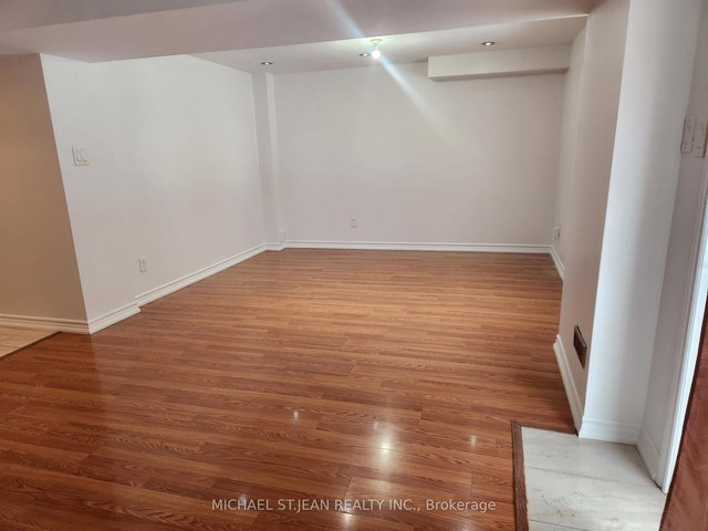 46 Lloydminster Avenue