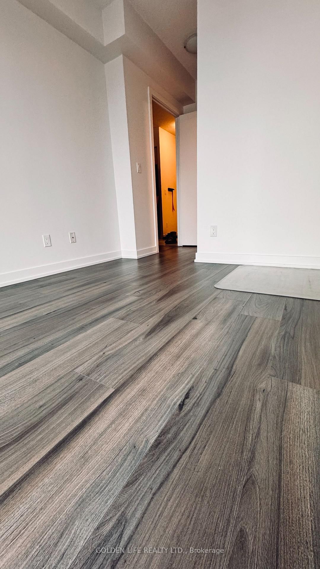 Condo for lease at 1112-8 Trent Avenue, Toronto, Ontario, M4C 0A6 - East End-Danforth - MLS: E12817208