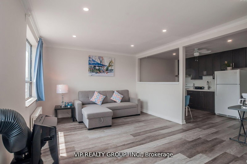 unit 2 - 2626 Eglinton Ave E, Toronto, M1K 2S3 | Image 3