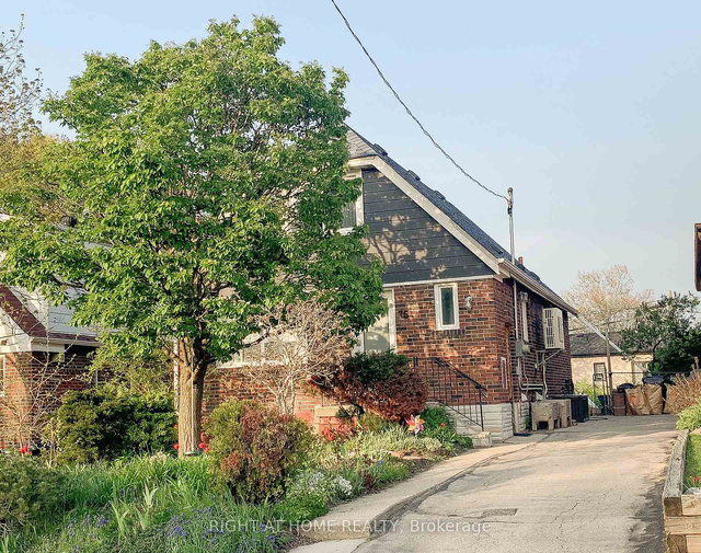 Basement - 75 Binswood Avenue