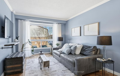 19-222 Pearson Street, Oshawa, Ontario image-0-2