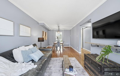 19-222 Pearson Street, Oshawa, Ontario image-0-3