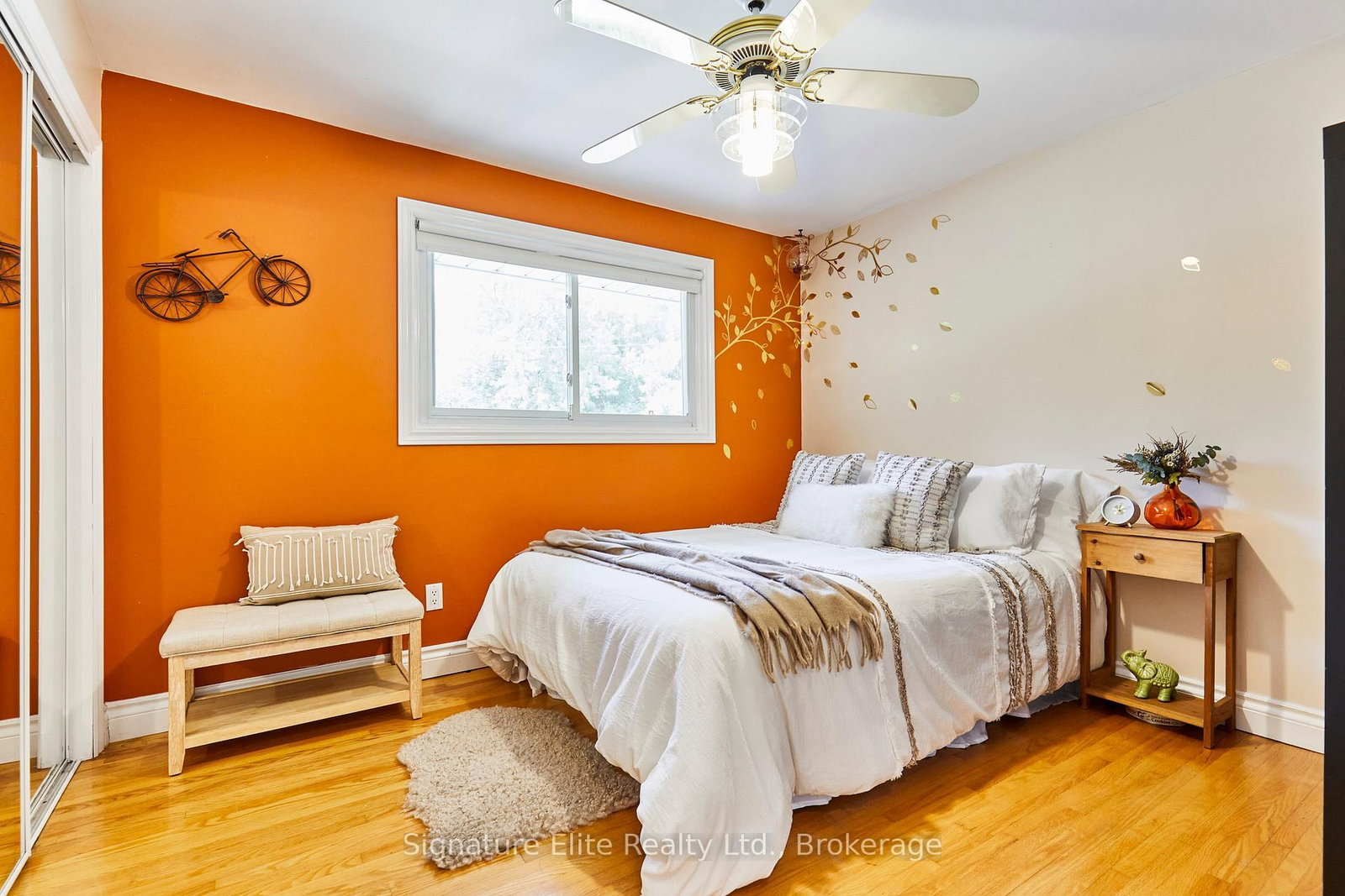 Detached House for sale at 121 Meadow Crescent, Whitby, Ontario, L1N 3J5 - Blue Grass Meadows - MLS: E12818488