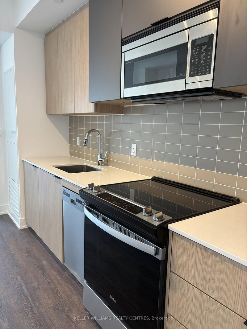 1001 - 1350 Ellesmere Road