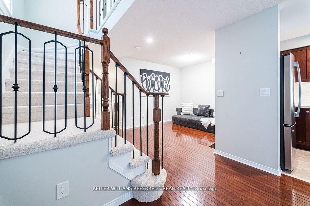 Townhouse for sale at 68-16 Sprucedale Way, Whitby, Ontario, L1N 9T8 - Pringle Creek - MLS: E12818854