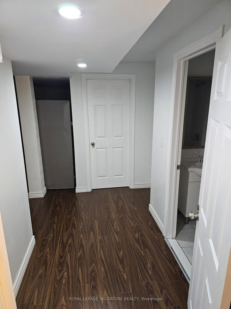 Bsmt - 40 Shell Dr, Ajax, L1T 0M8 | Image 3