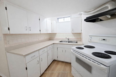 BSMT-9 Ridgewood Road, Toronto, Ontario image-0-4