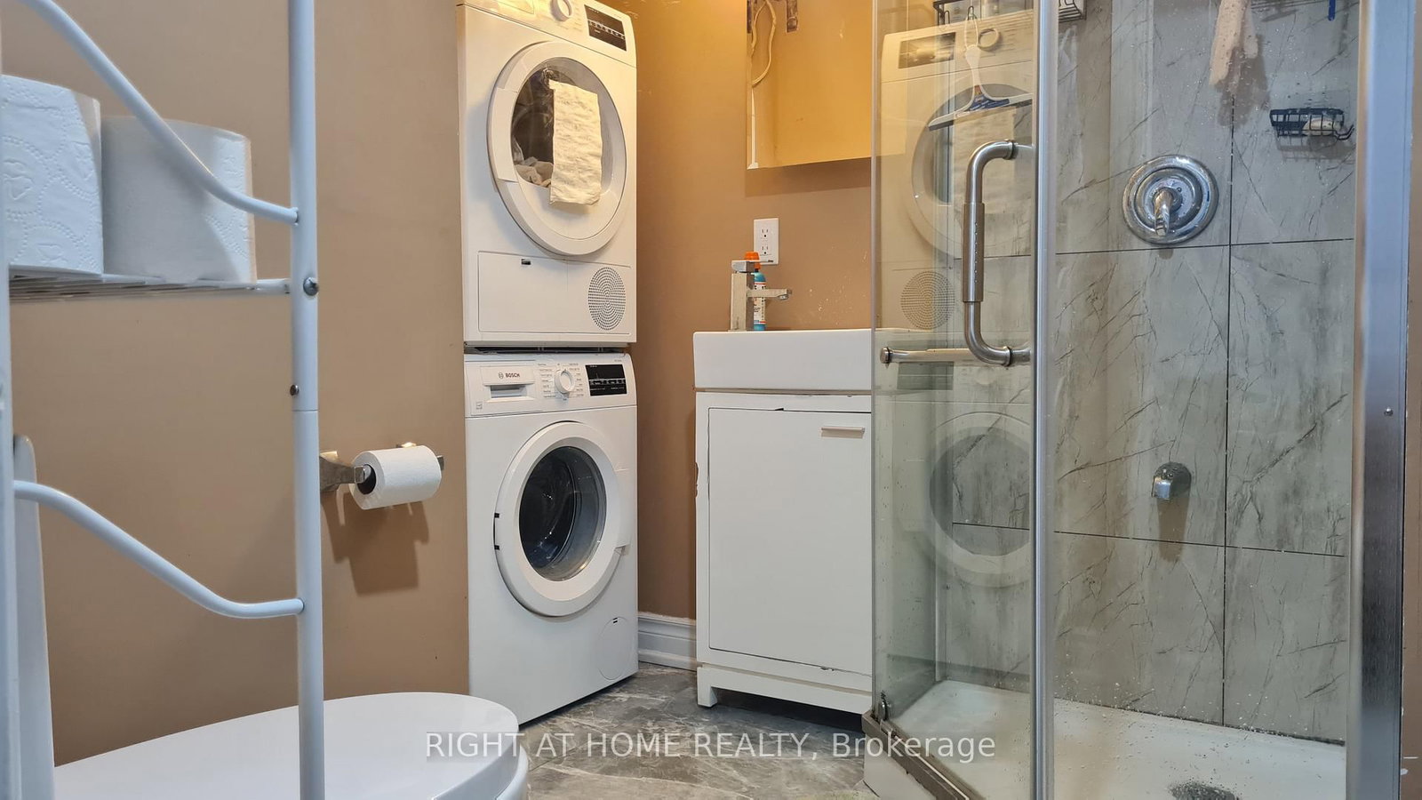 124 Overture Road, Unit BSMT - Photo 15