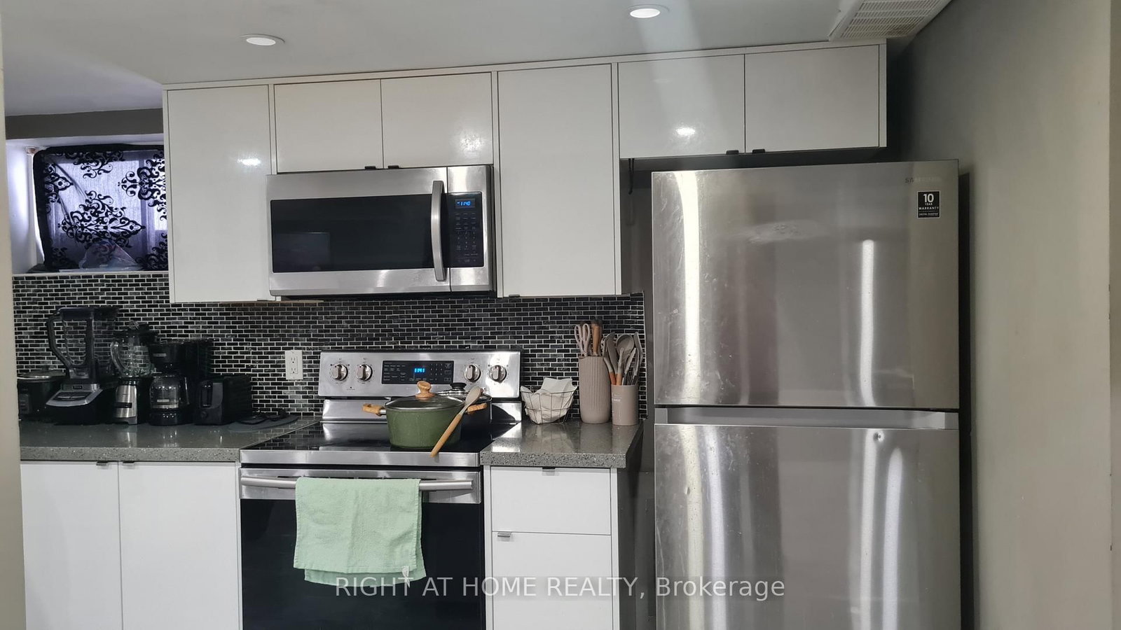 124 Overture Road, Unit BSMT - Photo 5