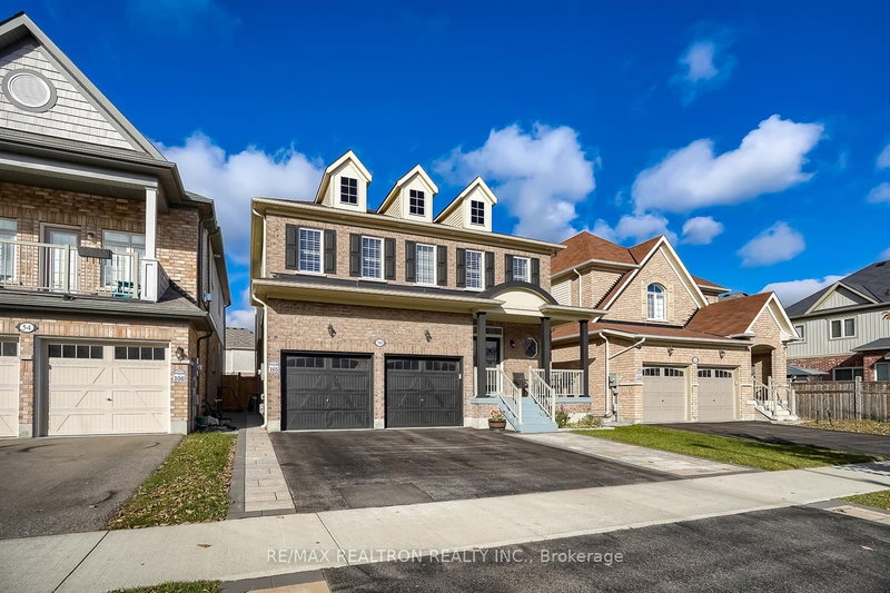 50 Henry Smith Ave, Clarington, L1C 0W1 | Image 3