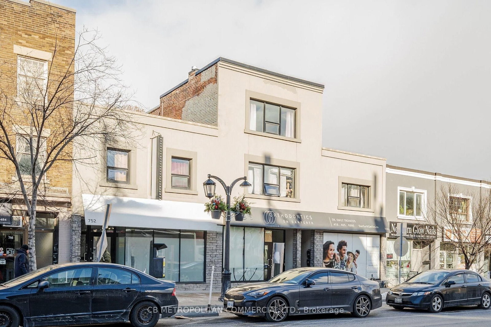 752 Danforth Avenue - Photo 2