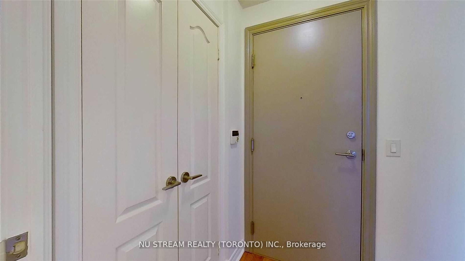 70 Town Centre Court, Unit 518 - Photo 14