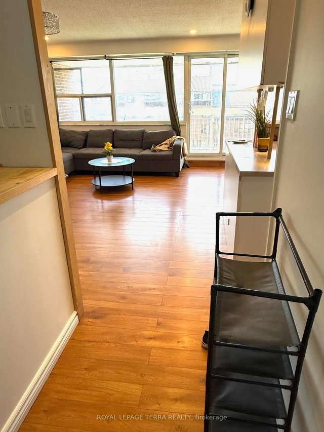 602 - 4064 Lawrence Avenue E