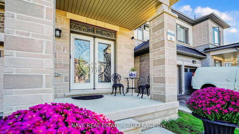 52 Conarty Cres. Cres, Whitby, L1P 0L4 | Image 2