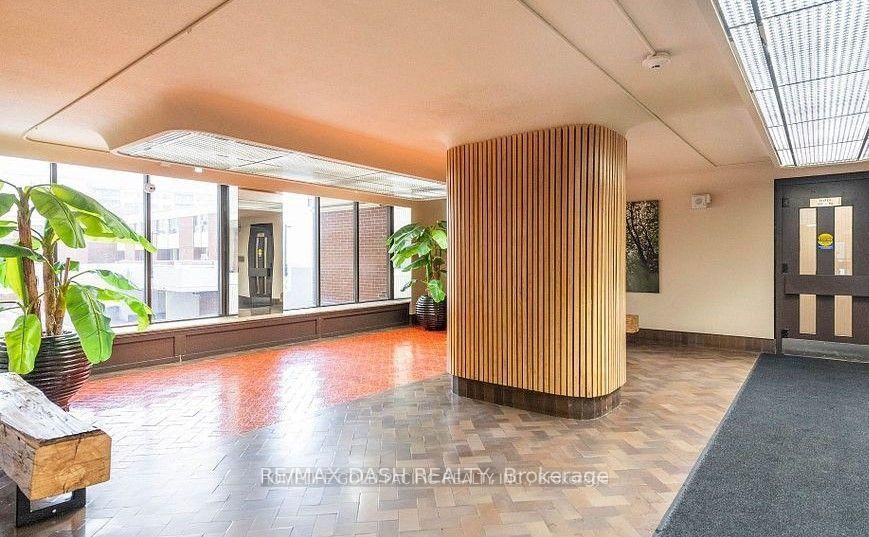 Condo for lease at 2218-1 Massey Square, Toronto, Ontario, M4C 5L4 - Crescent Town - MLS: E12824774