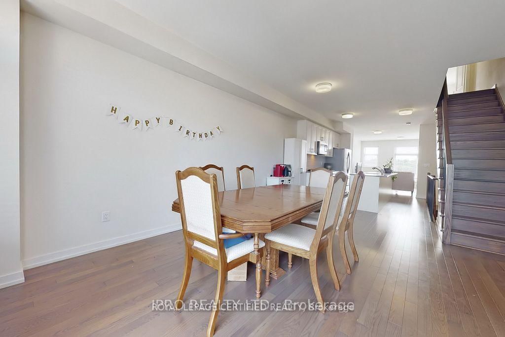 Townhouse for sale at 2614 Castlegate Crossing, Pickering, Ontario, L1X 0H9 - Duffin Heights - MLS: E12825262