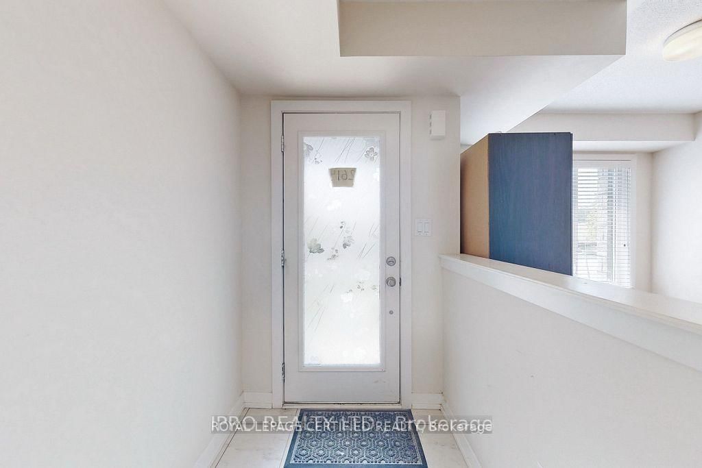 Townhouse for sale at 2614 Castlegate Crossing, Pickering, Ontario, L1X 0H9 - Duffin Heights - MLS: E12825262