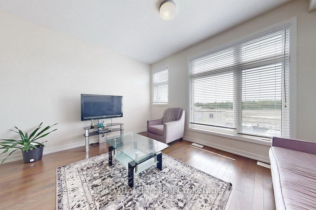 Townhouse for sale at 2614 Castlegate Crossing, Pickering, Ontario, L1X 0H9 - Duffin Heights - MLS: E12825262