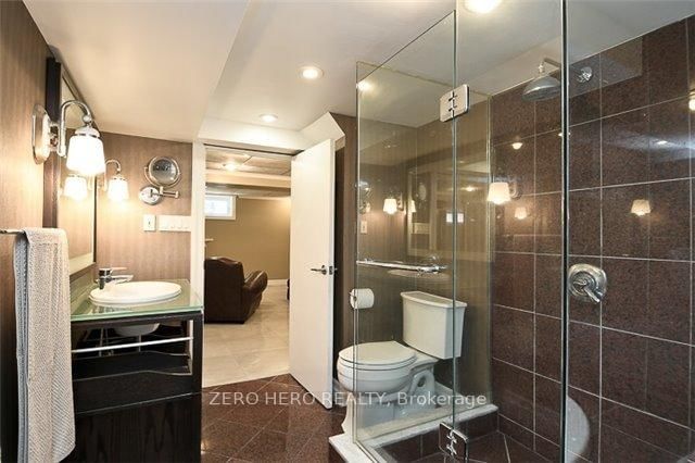 291 Richmond Street E, Unit Basement - Photo 13