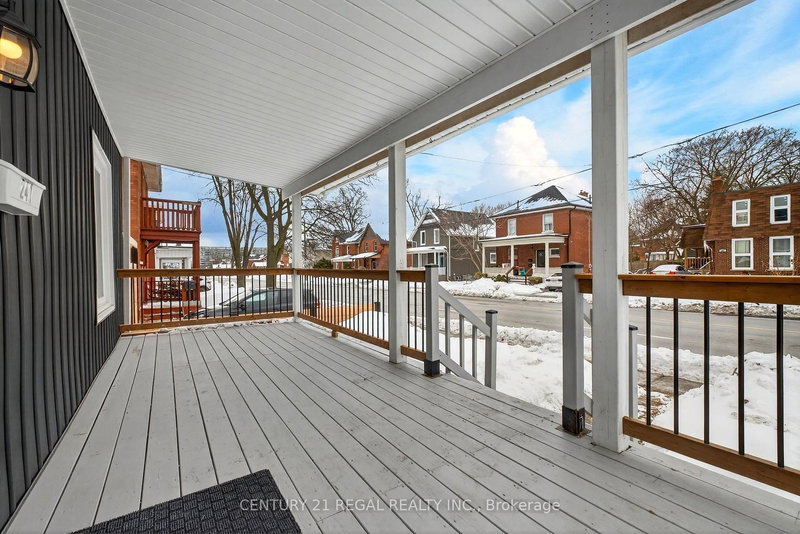 241 Mary St N, Oshawa, L1G 5C5 | Image 3