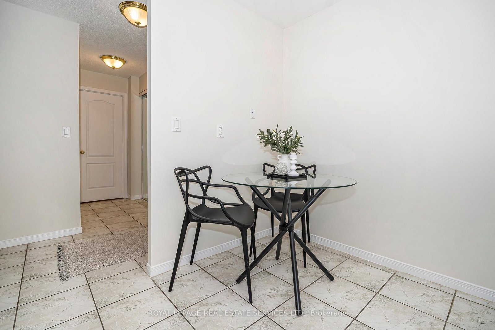 1000 The Esplanade N, Unit 310 - Photo 6