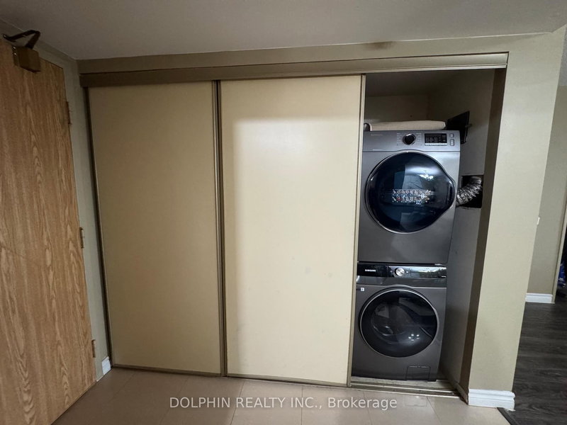 614 - 175 Bamburgh Circ, Toronto, M1W 3X8 | Image 3