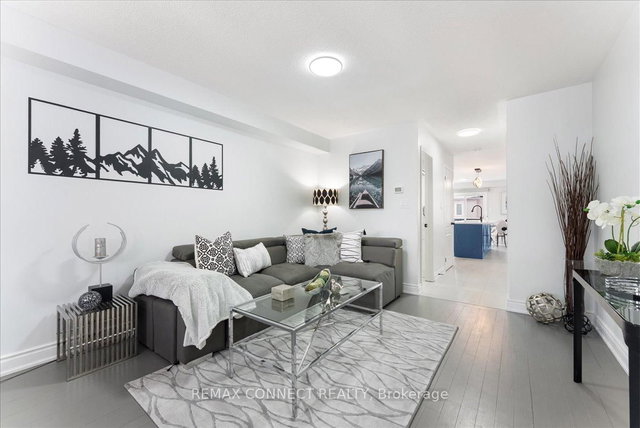 94 Todhunter Crescent